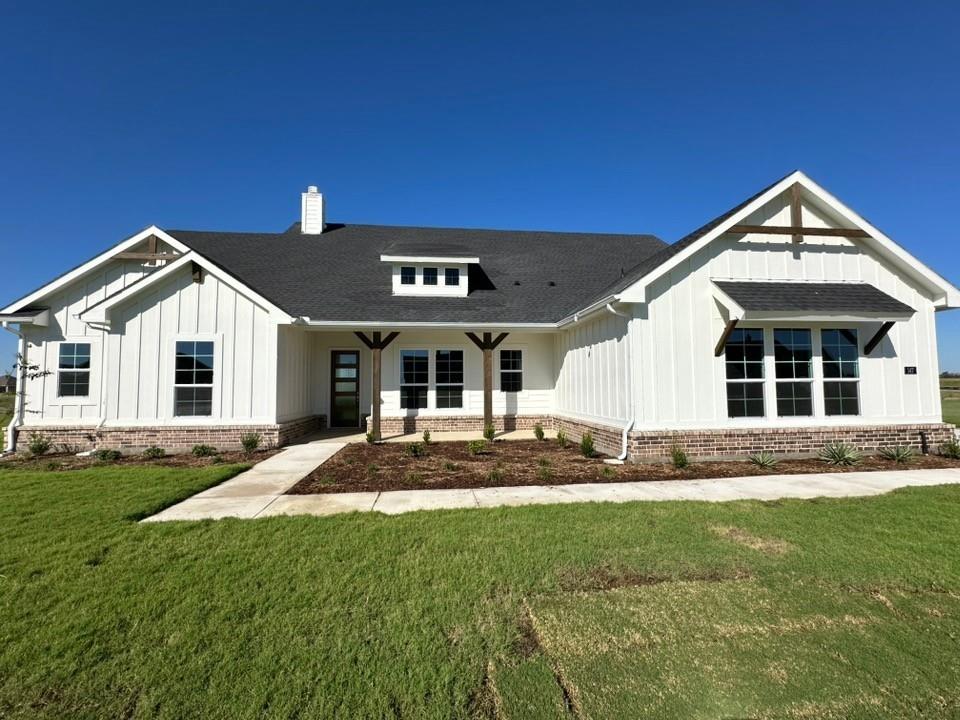 147 Sunny Side Road Property Photo 1
