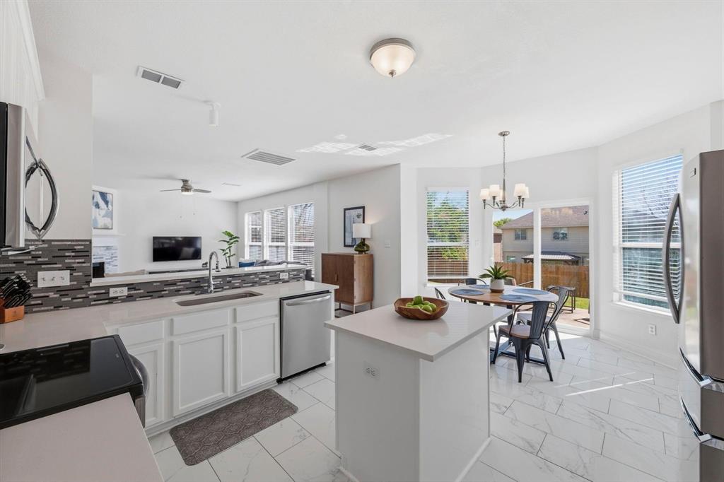 4943 Sunset Ridge Drive Property Photo 16