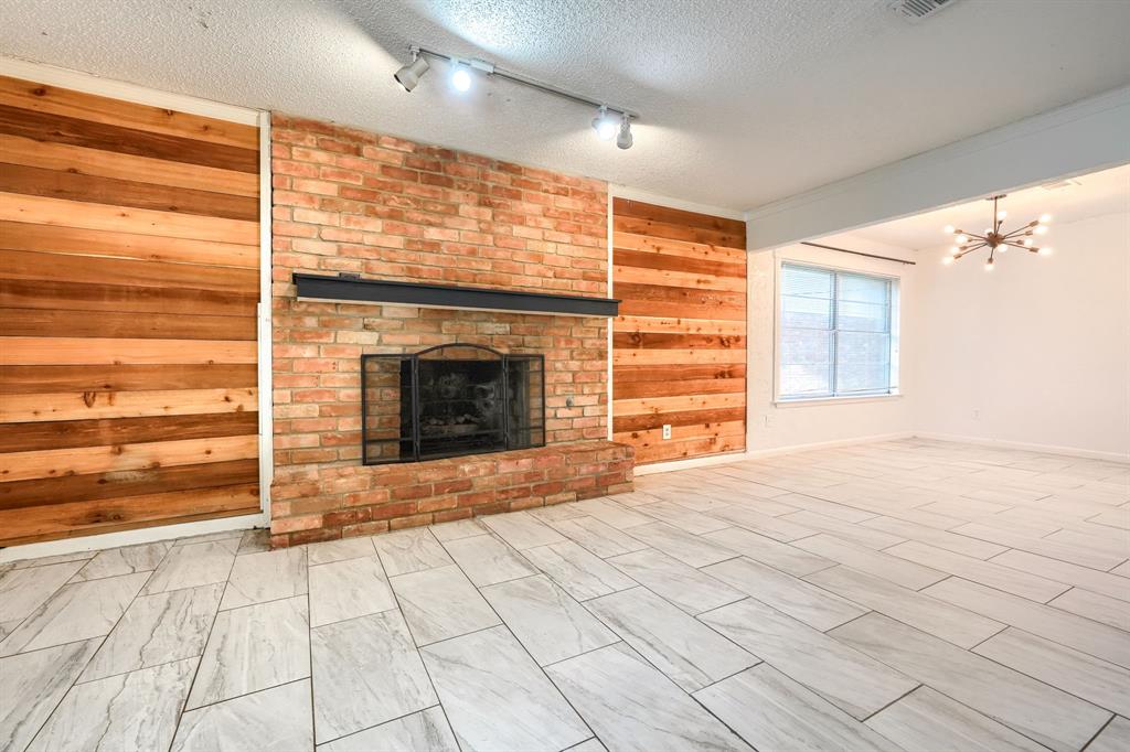 821 Prestwick Street Property Photo 7