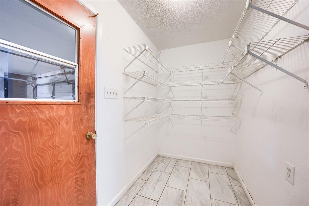 821 Prestwick Street Property Photo 13