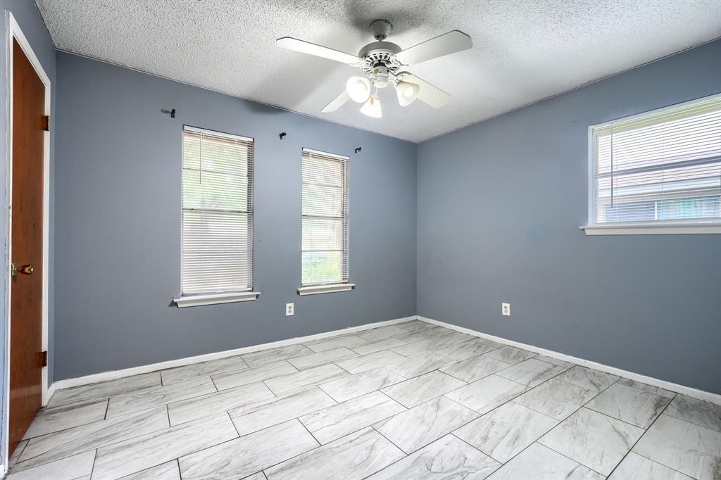 821 Prestwick Street Property Photo 16