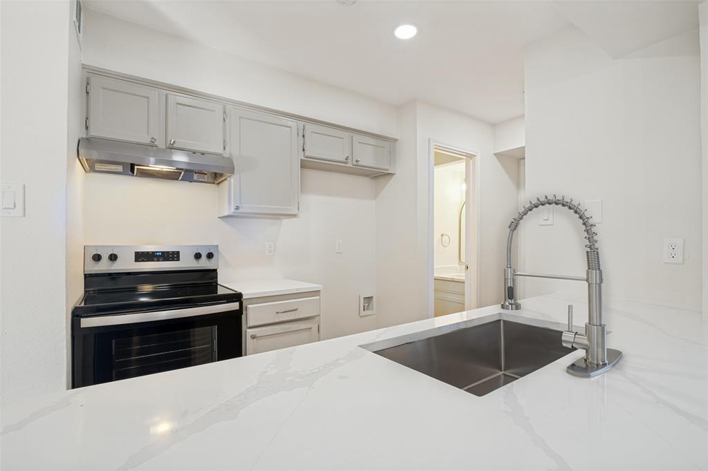 4938 Rolling Vista Property Photo 12