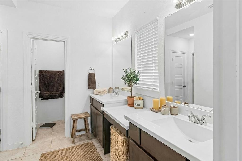 1308 Warbler Drive Property Photo 11