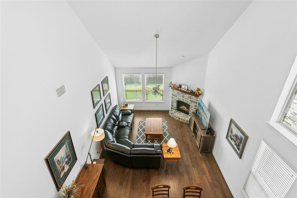 1308 Warbler Drive Property Photo 14
