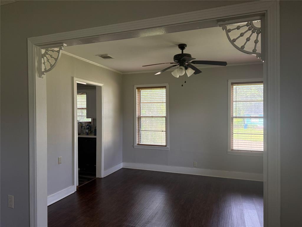 123 Washington Street Property Photo 6