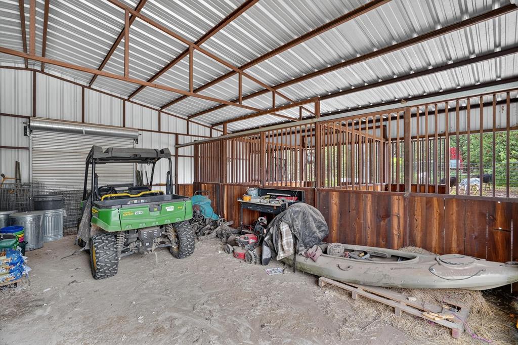 1017 County Road 3555 Property Photo 31