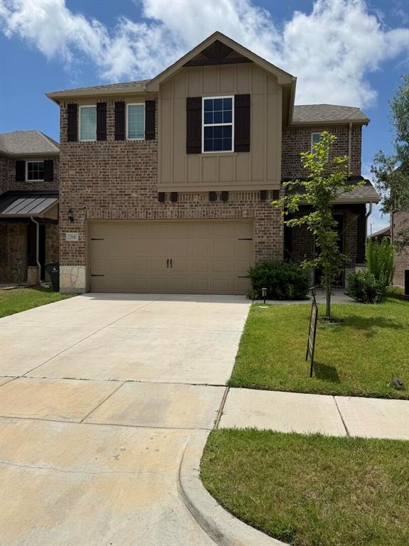 714 Creekwater Lane Property Photo 4