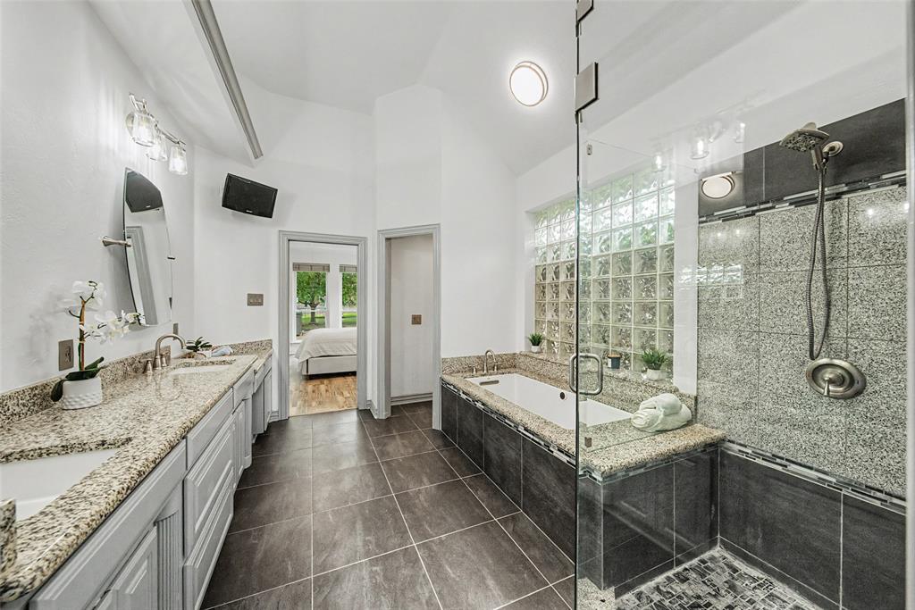 1304 Greenview Drive Property Photo 20