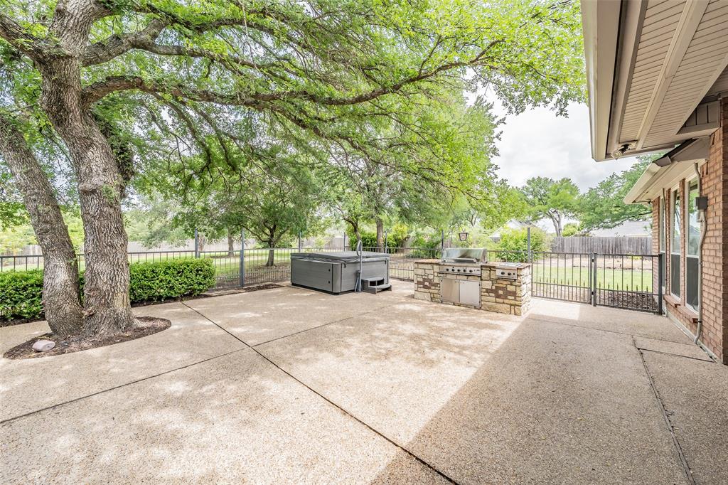 1304 Greenview Drive Property Photo 30