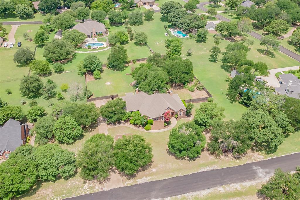 1304 Greenview Drive Property Photo 33