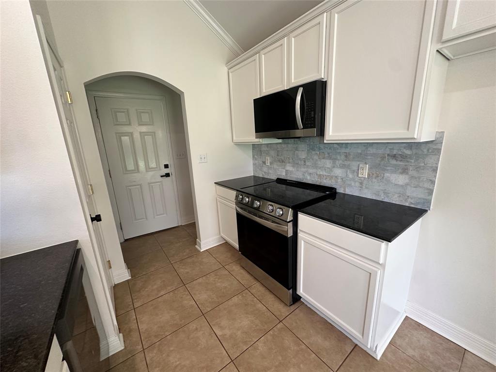 3318 Cane Break Drive Property Photo 10