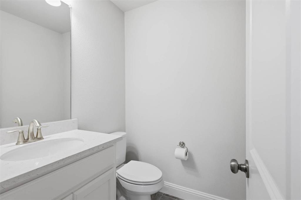 1053 Sarah Street Property Photo 29