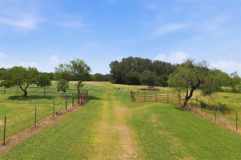 5835 N Fm 1744 Property Photo 14