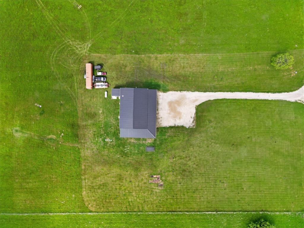 9082 Wolfe Run Property Photo 35