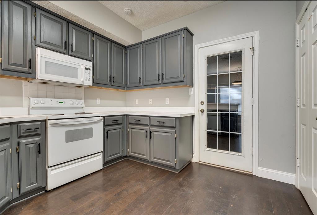 4156 One Place Property Photo 15