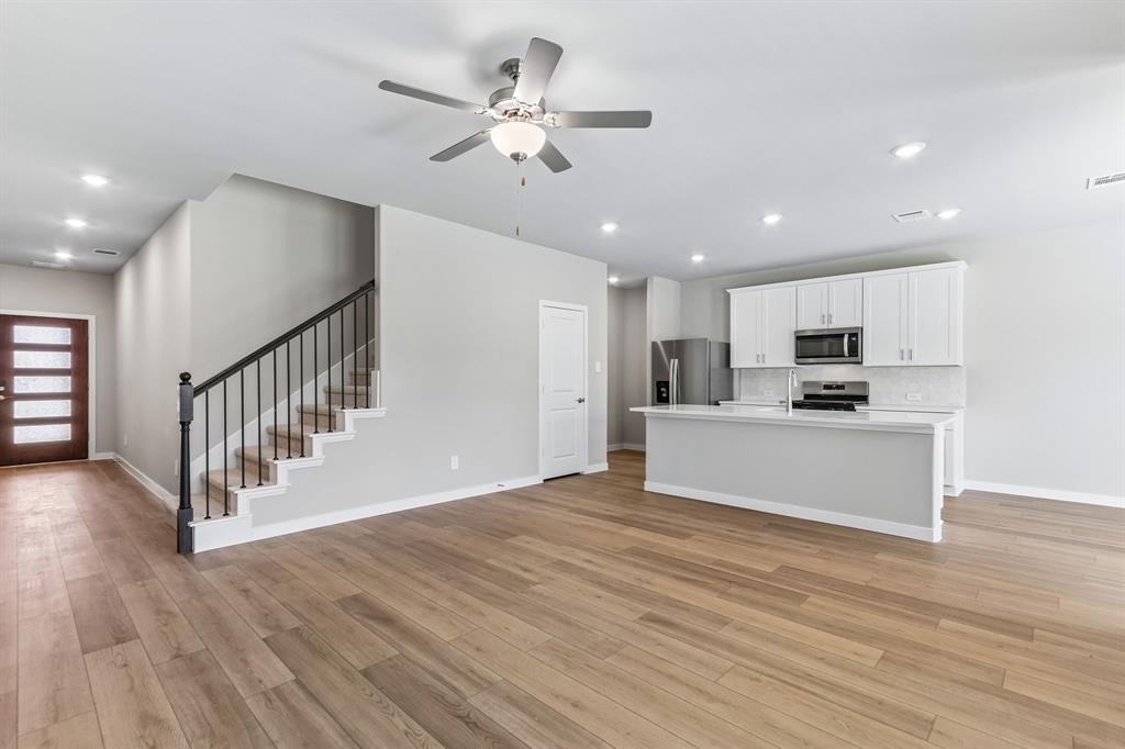 3414 Richmond Drive Property Photo 6
