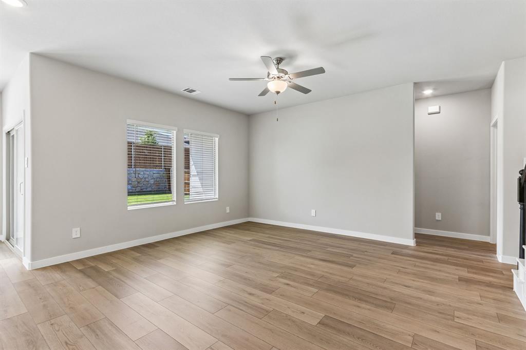 3414 Richmond Drive Property Photo 7