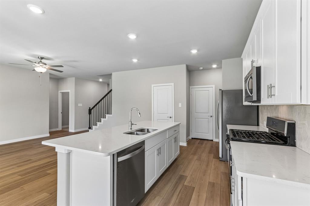 3414 Richmond Drive Property Photo 15