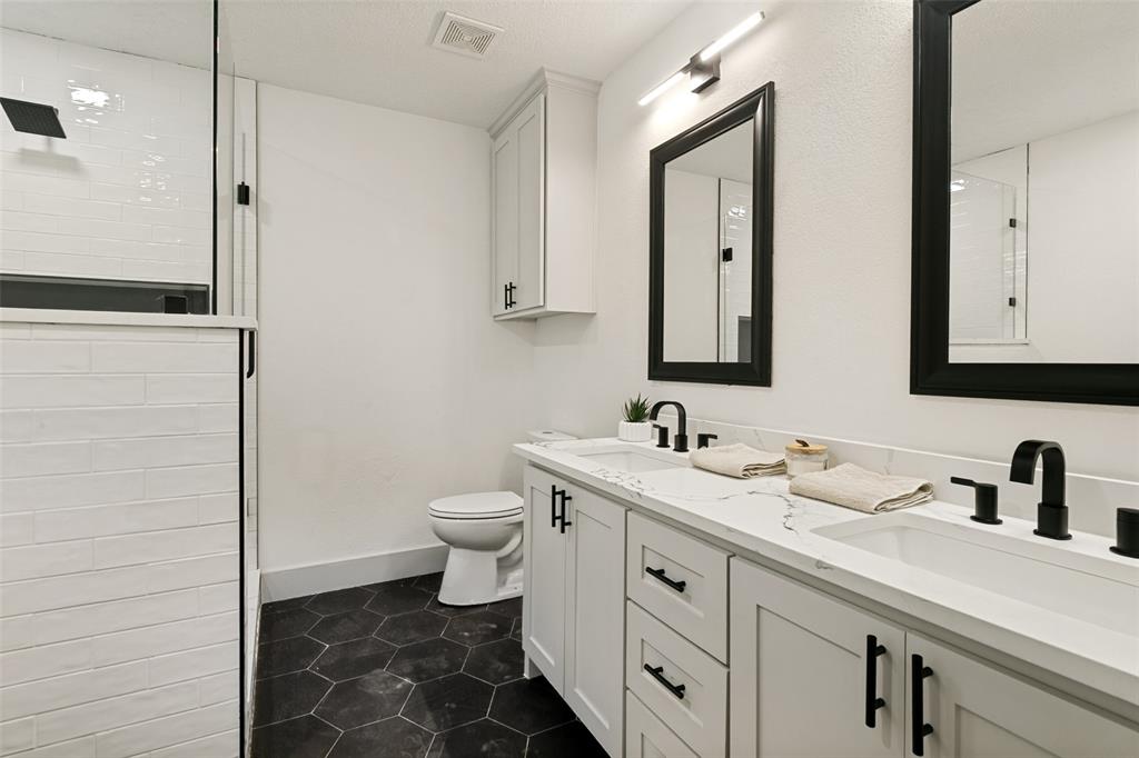 5960 Mckaskle Drive Property Photo 10