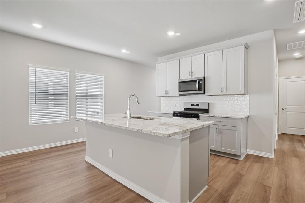 3029 O Pines Drive Property Photo 4