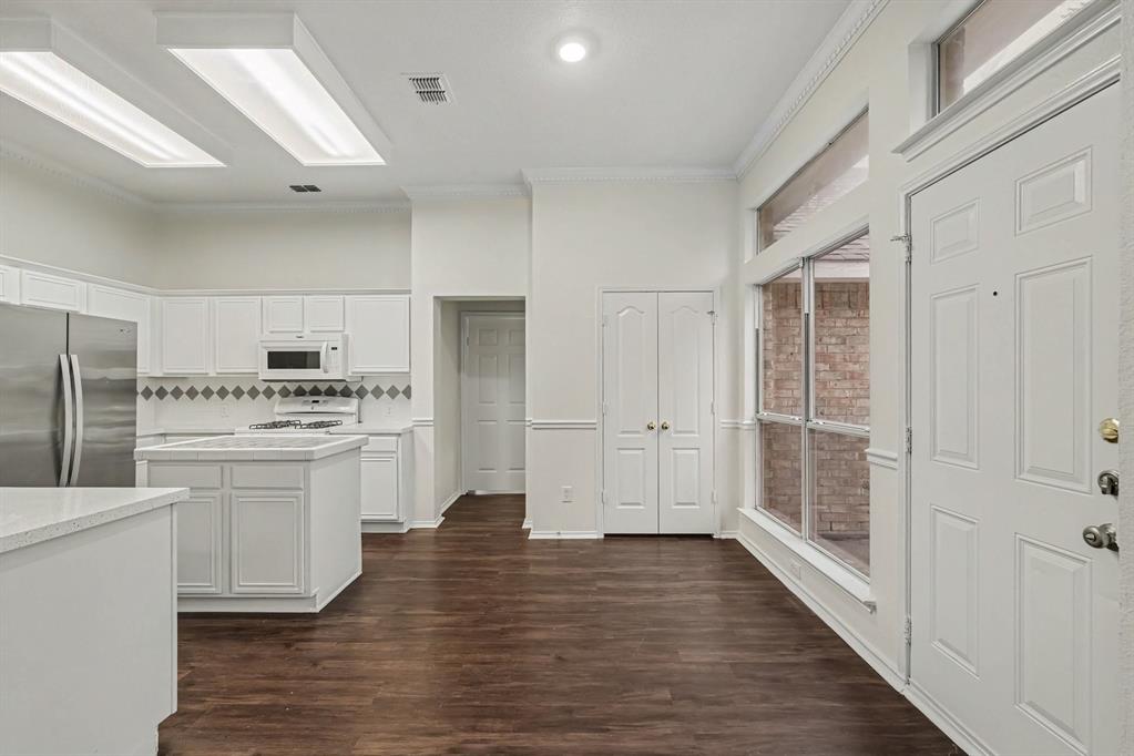 11709 Amber Valley Drive Property Photo 10