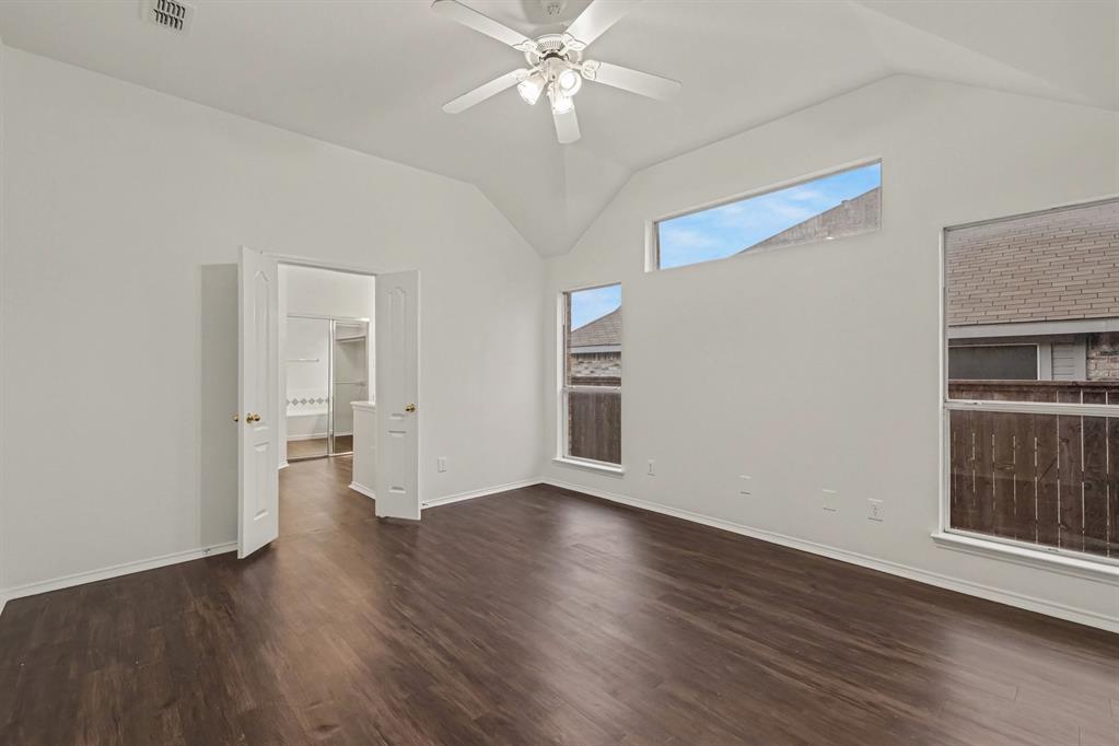 11709 Amber Valley Drive Property Photo 12