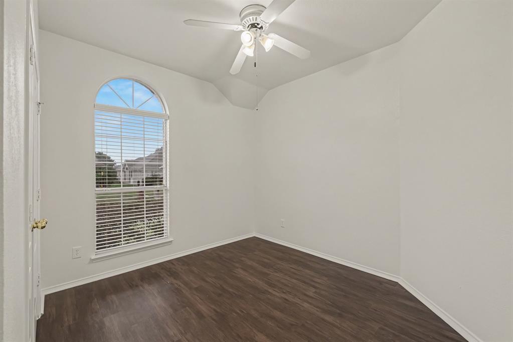 11709 Amber Valley Drive Property Photo 16