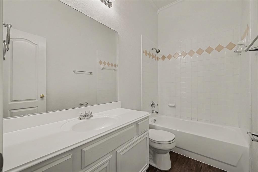 11709 Amber Valley Drive Property Photo 20