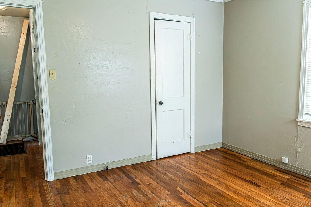 325 Nw Avenue I Property Photo 19