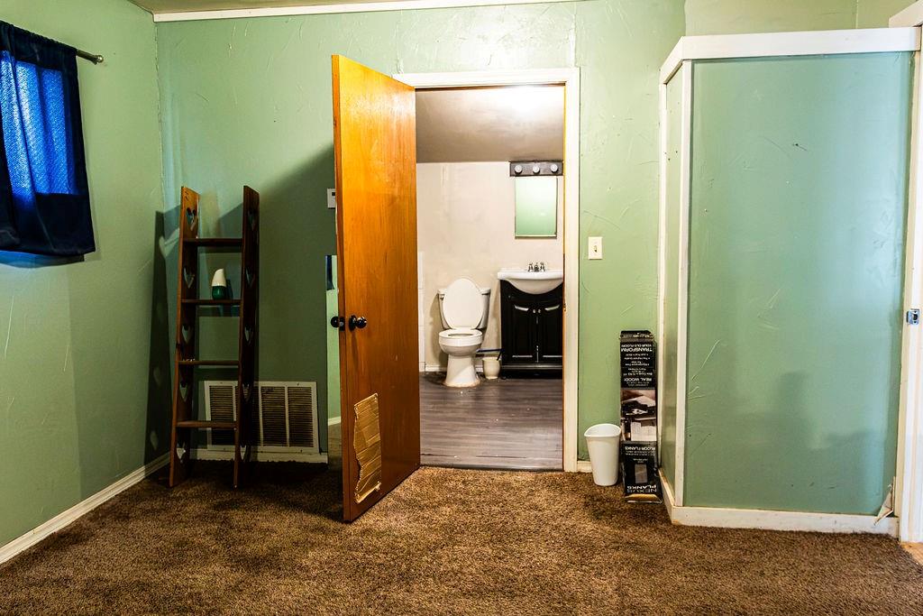 325 Nw Avenue I Property Photo 31