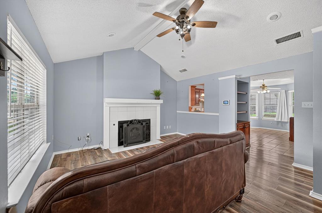 209 Pafford Street Property Photo 4