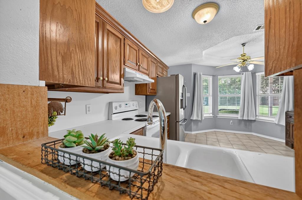 209 Pafford Street Property Photo 8