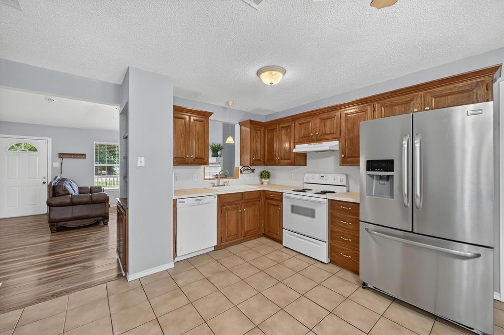 209 Pafford Street Property Photo 10