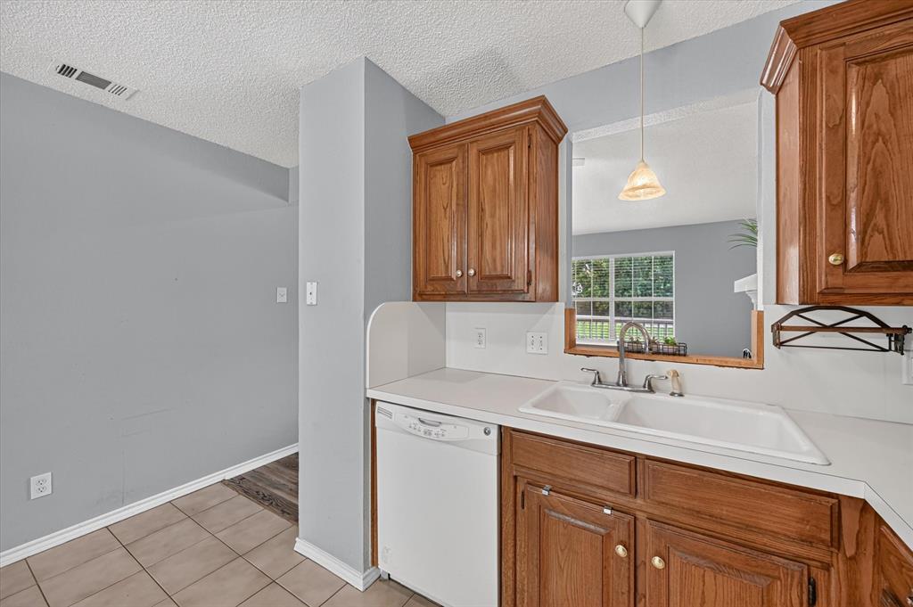 209 Pafford Street Property Photo 12
