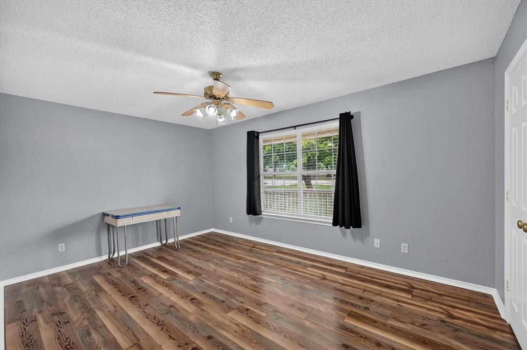 209 Pafford Street Property Photo 23
