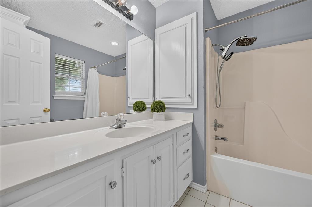209 Pafford Street Property Photo 31
