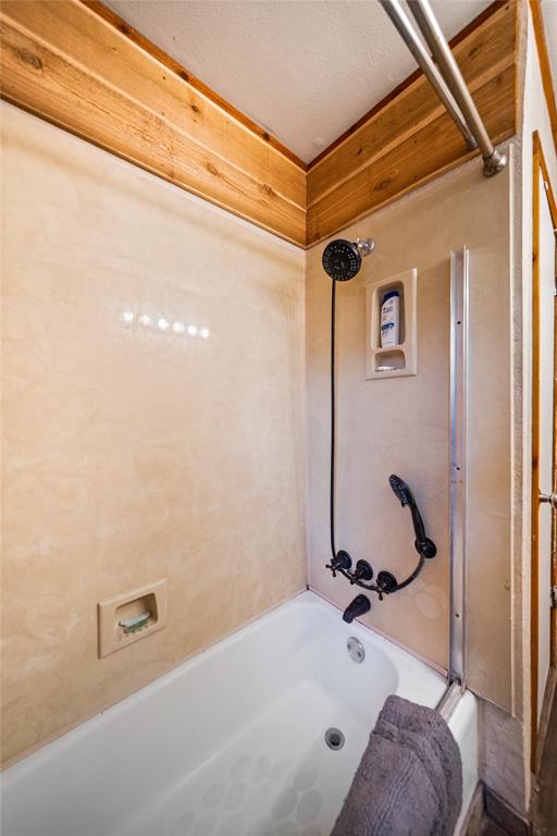 720 E Marshall Avenue Property Photo 22