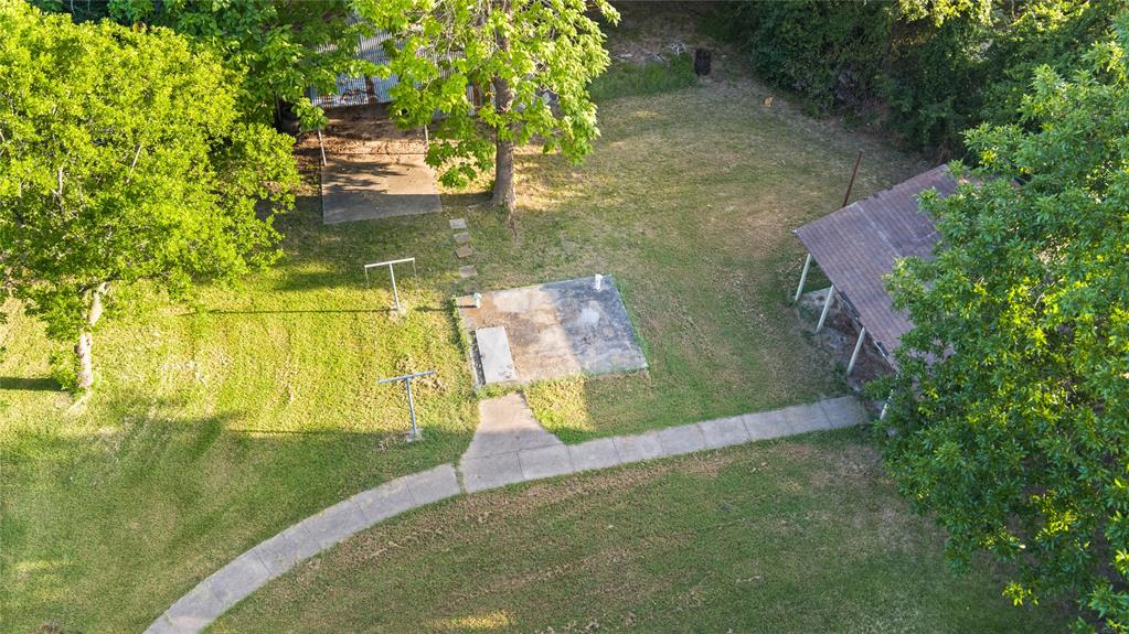 720 E Marshall Avenue Property Photo 38