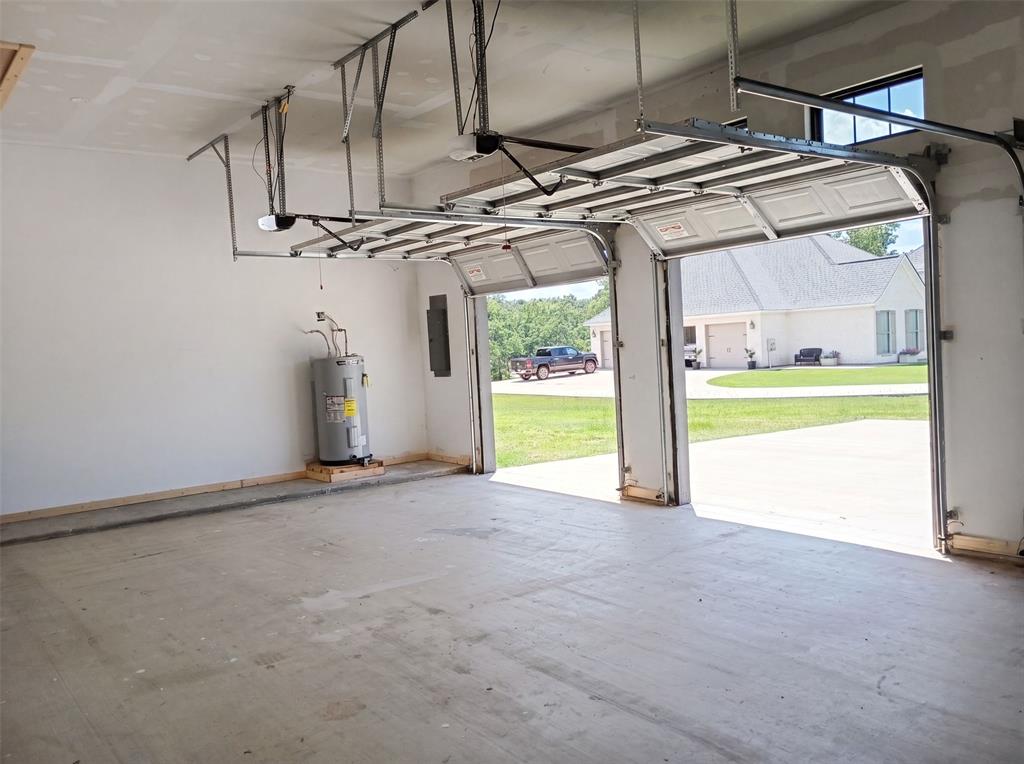 101 Windward Court Property Photo 14