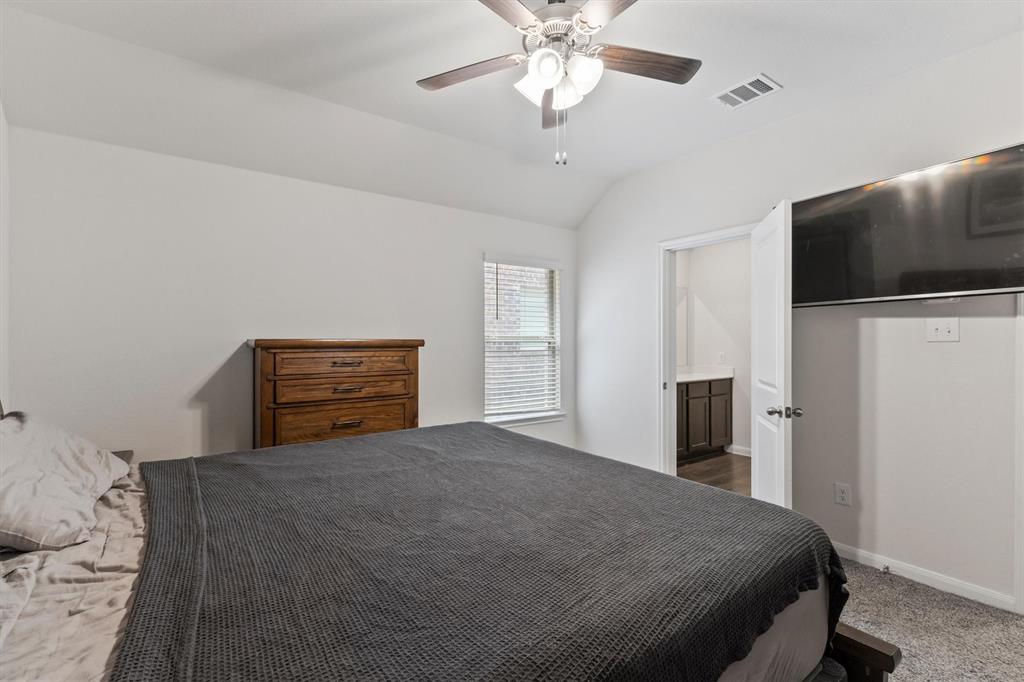3916 Oak Creek Circle Property Photo 14