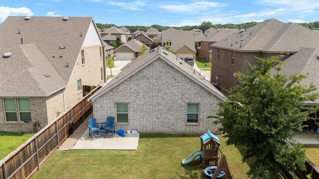3916 Oak Creek Circle Property Photo 27