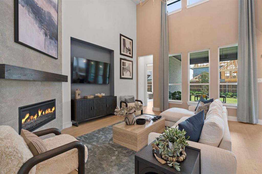 1861 Salt Grass Drive Property Photo 4
