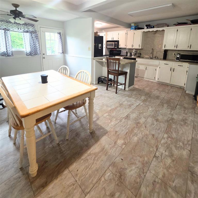 4214 Valview Drive Property Photo 10
