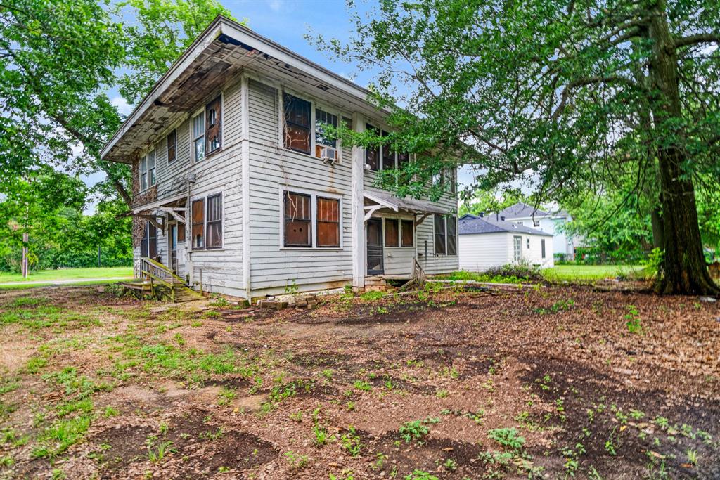 946 S Church Street Property Photo 20