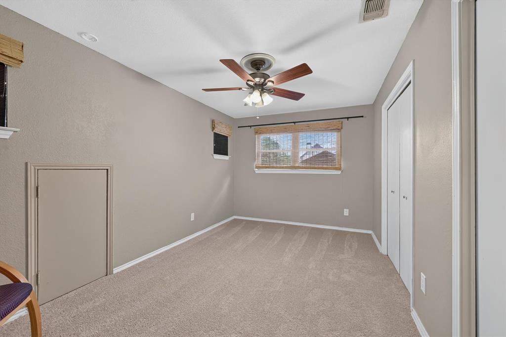 2304 Wakeforest Court Property Photo 28