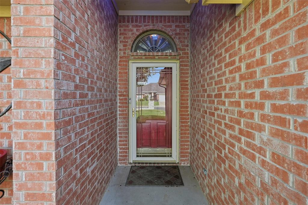 708 Hillcrest Drive Property Photo 5