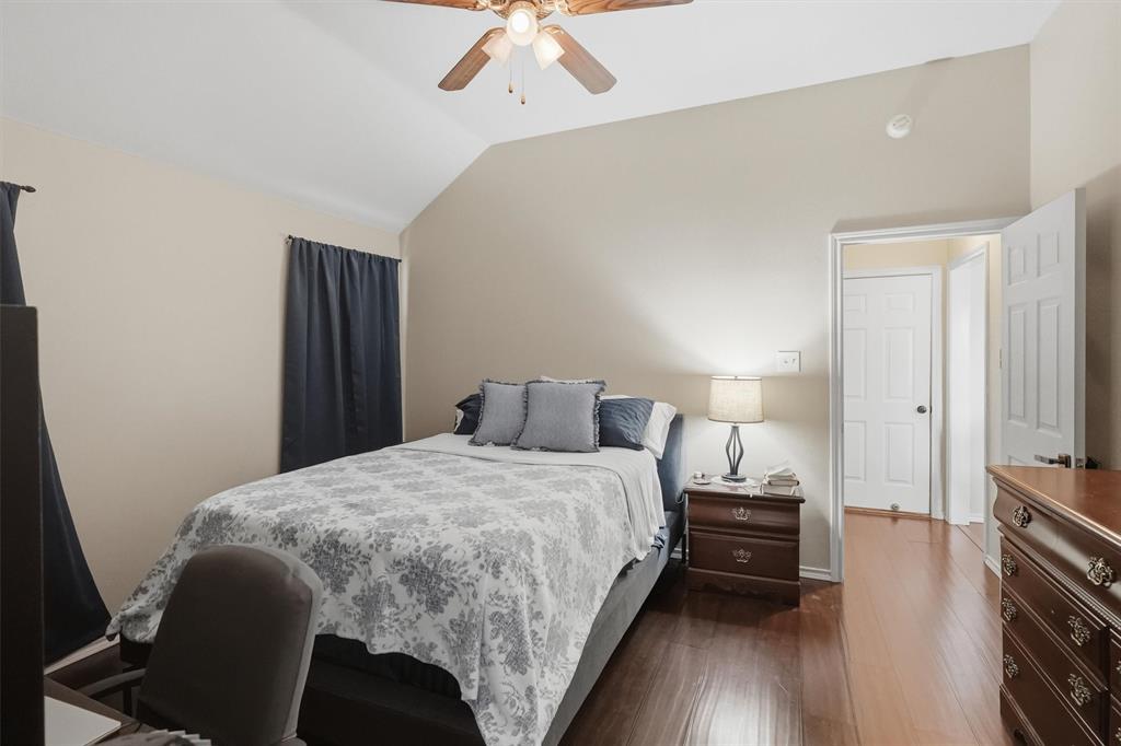 708 Hillcrest Drive Property Photo 20