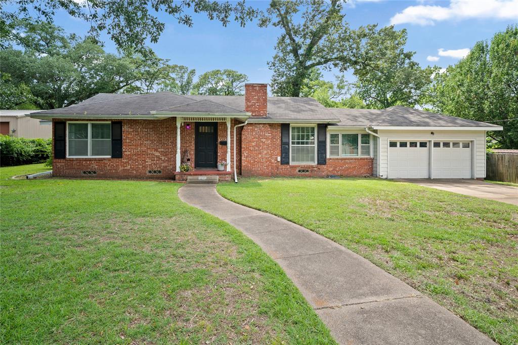 2717 Crestview Street Property Photo 1