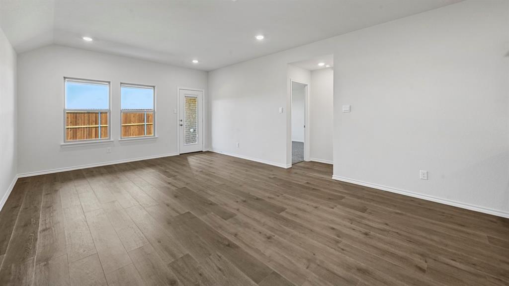 636 Sky Muse Drive Property Photo 9