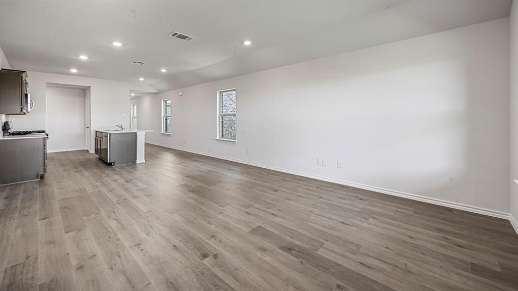 636 Sky Muse Drive Property Photo 11